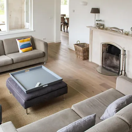 Thalatta Semesterbostad